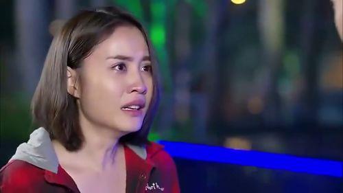 揭穿身份后，前女友哭着求原谅,前女友揭穿身份后深情求原谅